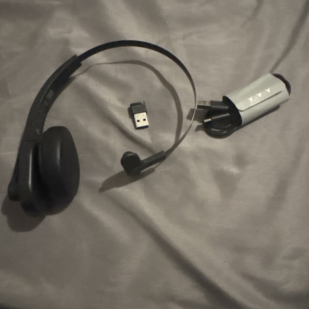 LEVN Wireless Bluetooth/USB Headset w/ Noise Canceling(no Original Box)