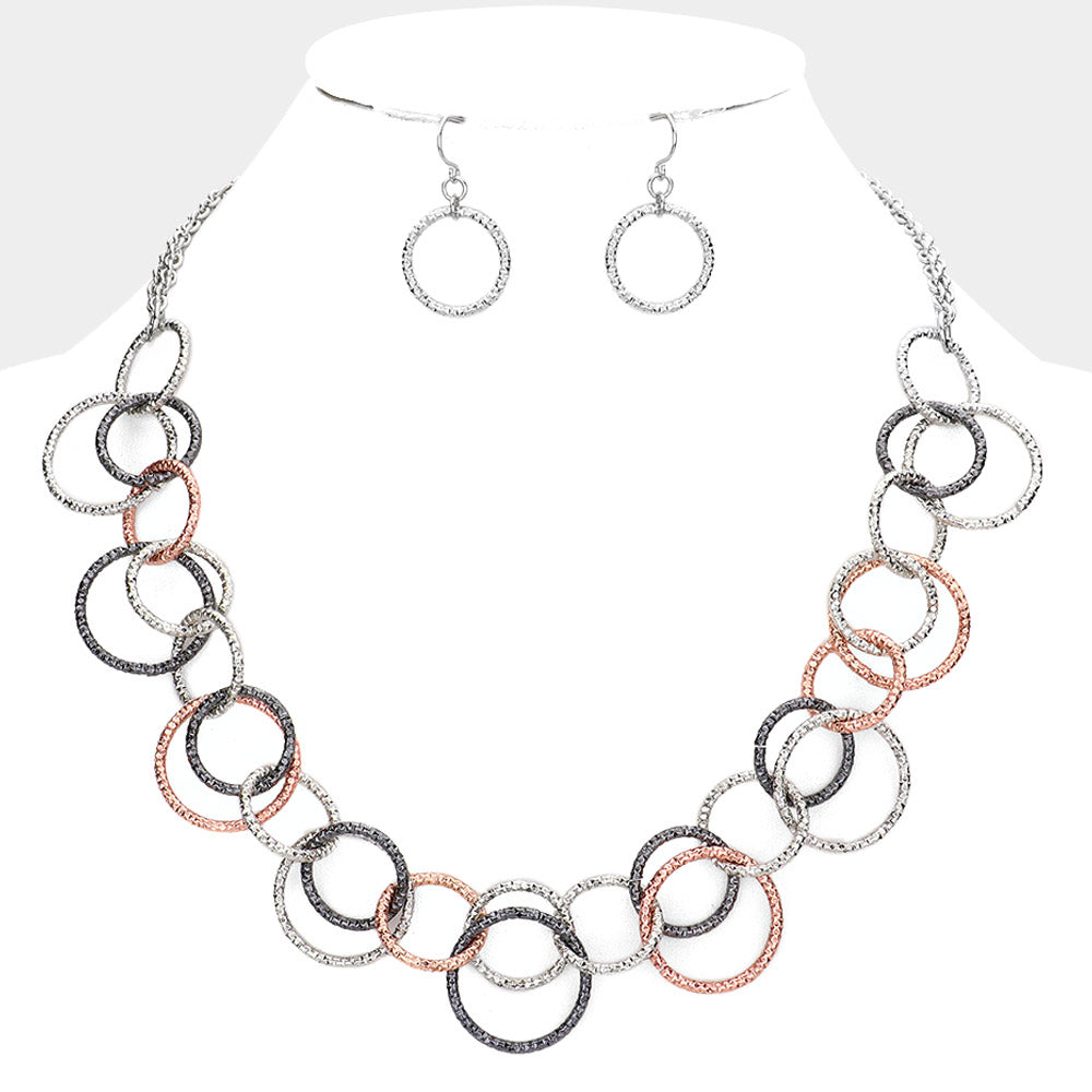 Multi Link Open Circle Metal Necklace