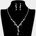 Sprout Detailed Rhinestone Necklace