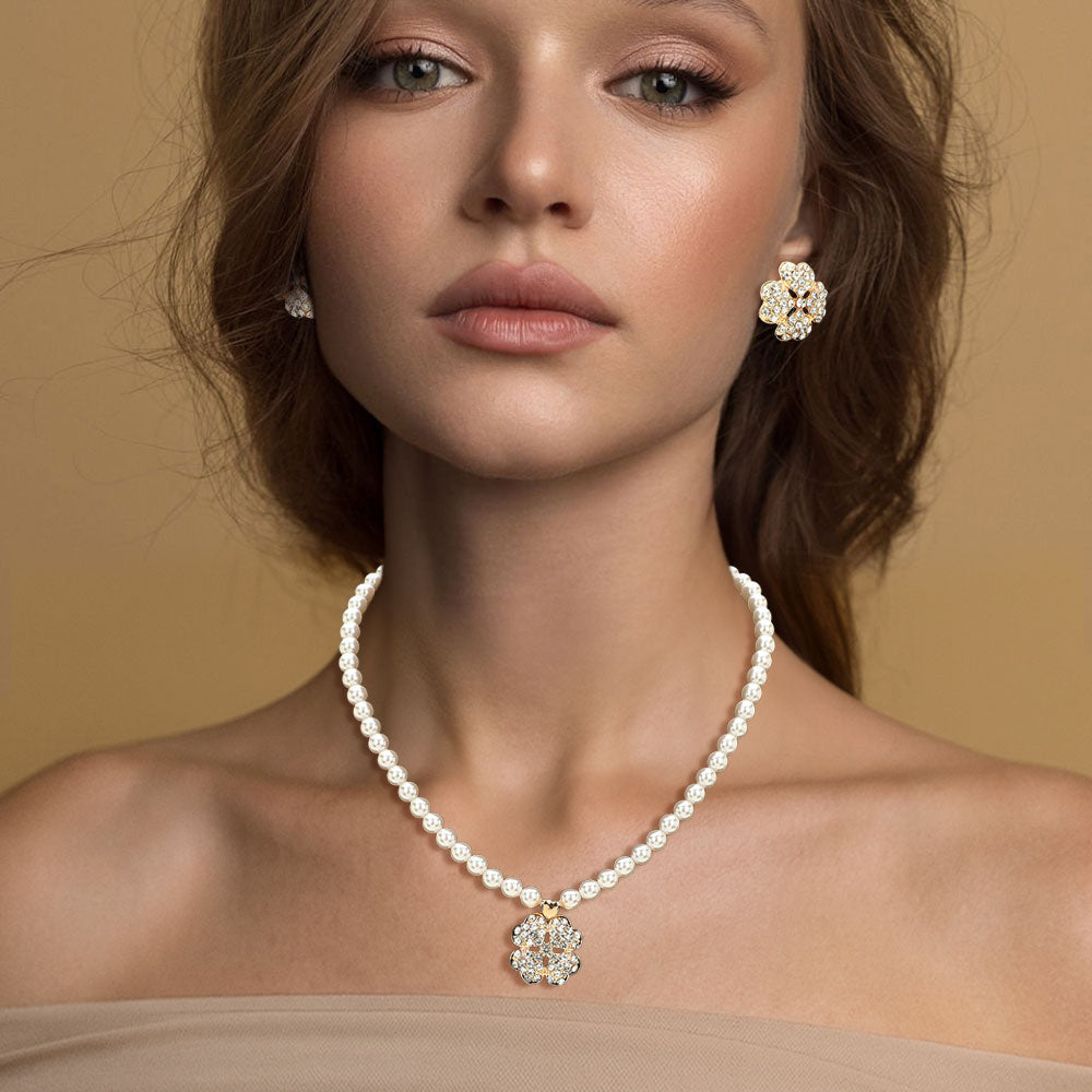 Rhinestone Paved Clover Pendant Pearl Necklace