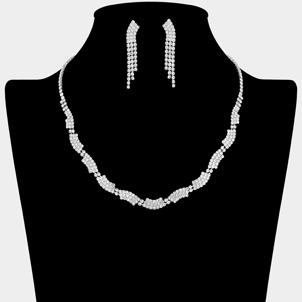 Rhinestone Paved Wave Link Necklace