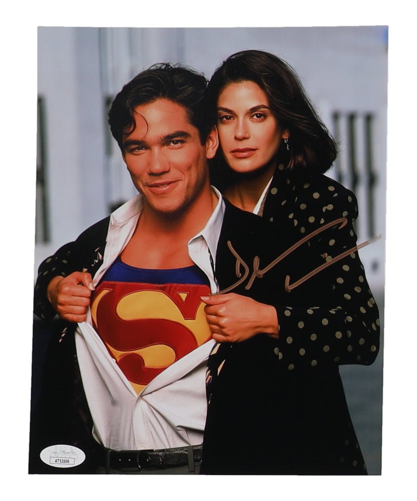 Dean Cain Signed Lois & Clark: The New Adventures of Superman 8x10 Photo (JSA)